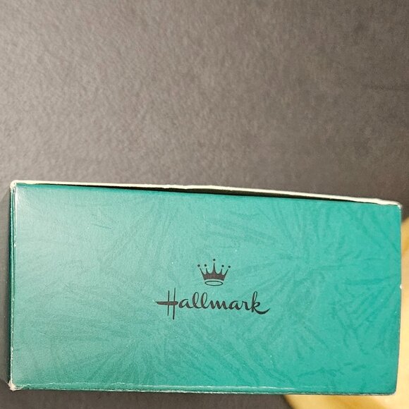 Hallmark Keepsake 1995 “Tiny Treasures” Set of 6 Ornaments – Miniature Set - Picture 13 of 16